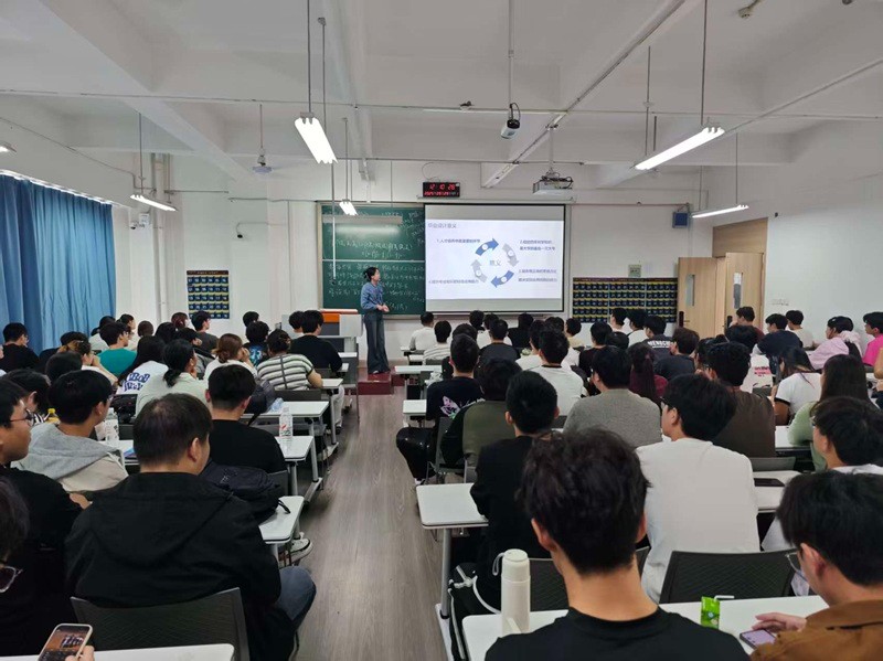 电子与通信技术教研室开展电子信息工程专业2026届毕业设计及毕业实习动员大会